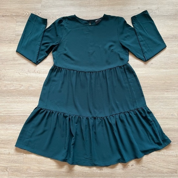 ASOS Design Tiered Midi Maternity Dress Long Sleeve Keyhole Back Green Size 4 - Picture 1 of 7